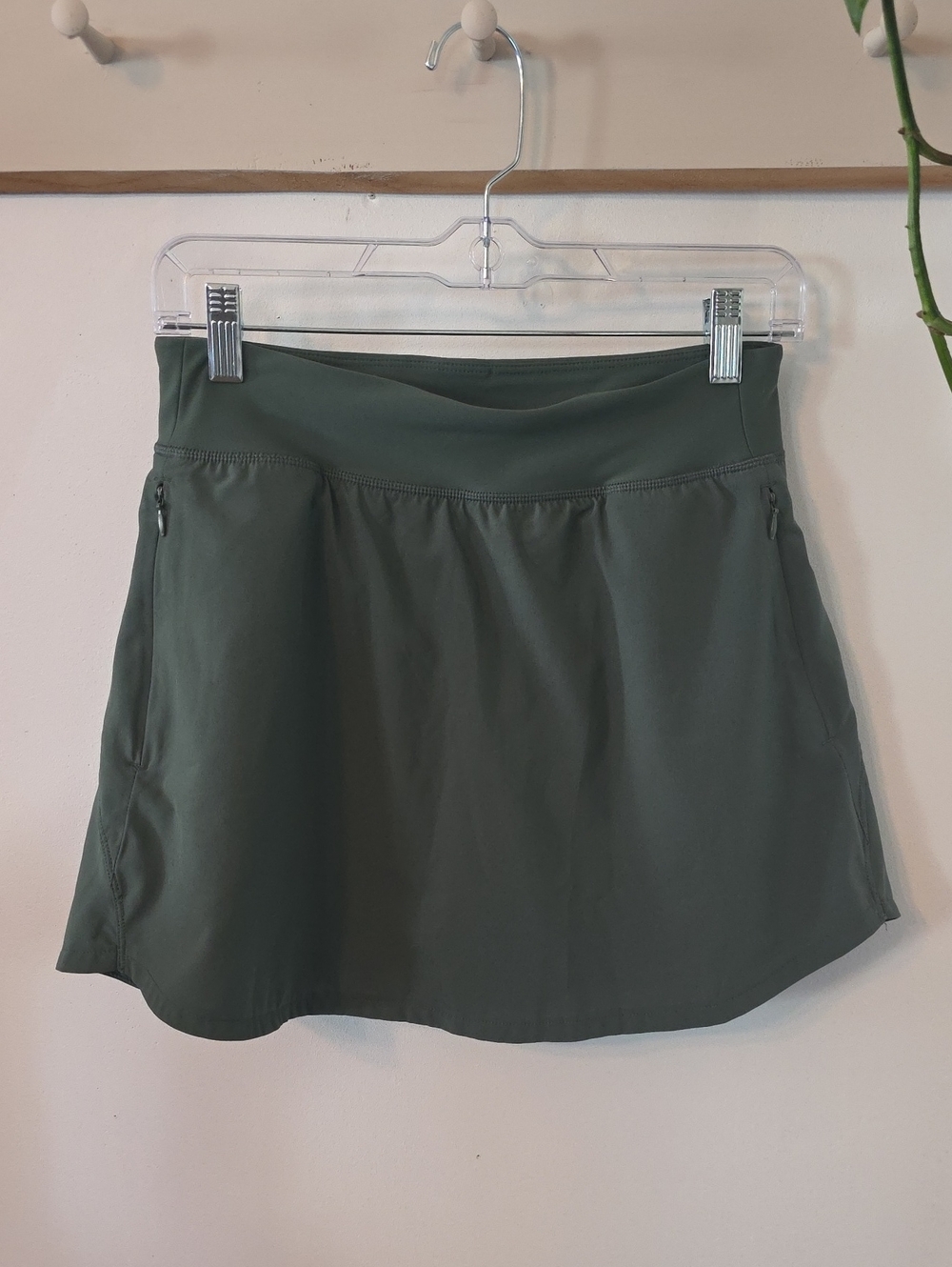 Old Navy Olive Green Active Skort with Zip Pockets